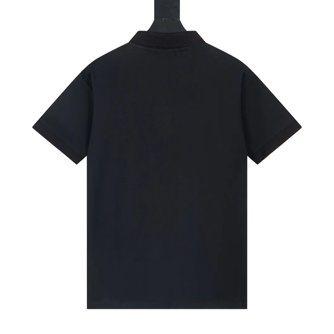 P150 Model No. Y779 Ralph Lauren/Ralph Lauren Basic pony embroidered logo short sleeves Three needles and five threads Men's and women's piqué cotton fabric Easier to wear, more comfortable and less bulky than ordinary fabrics Customized thread weaving and dyeing Classic pony embroidery Logo Cross stitching details on the neckline Three needles and five threads all over The whole body is made of three needles and five threads Complete accessories make it a trendy style Easy to control and match at will Full of design, a simple must-have! Color: Black White Navy Gray Size: S-XL